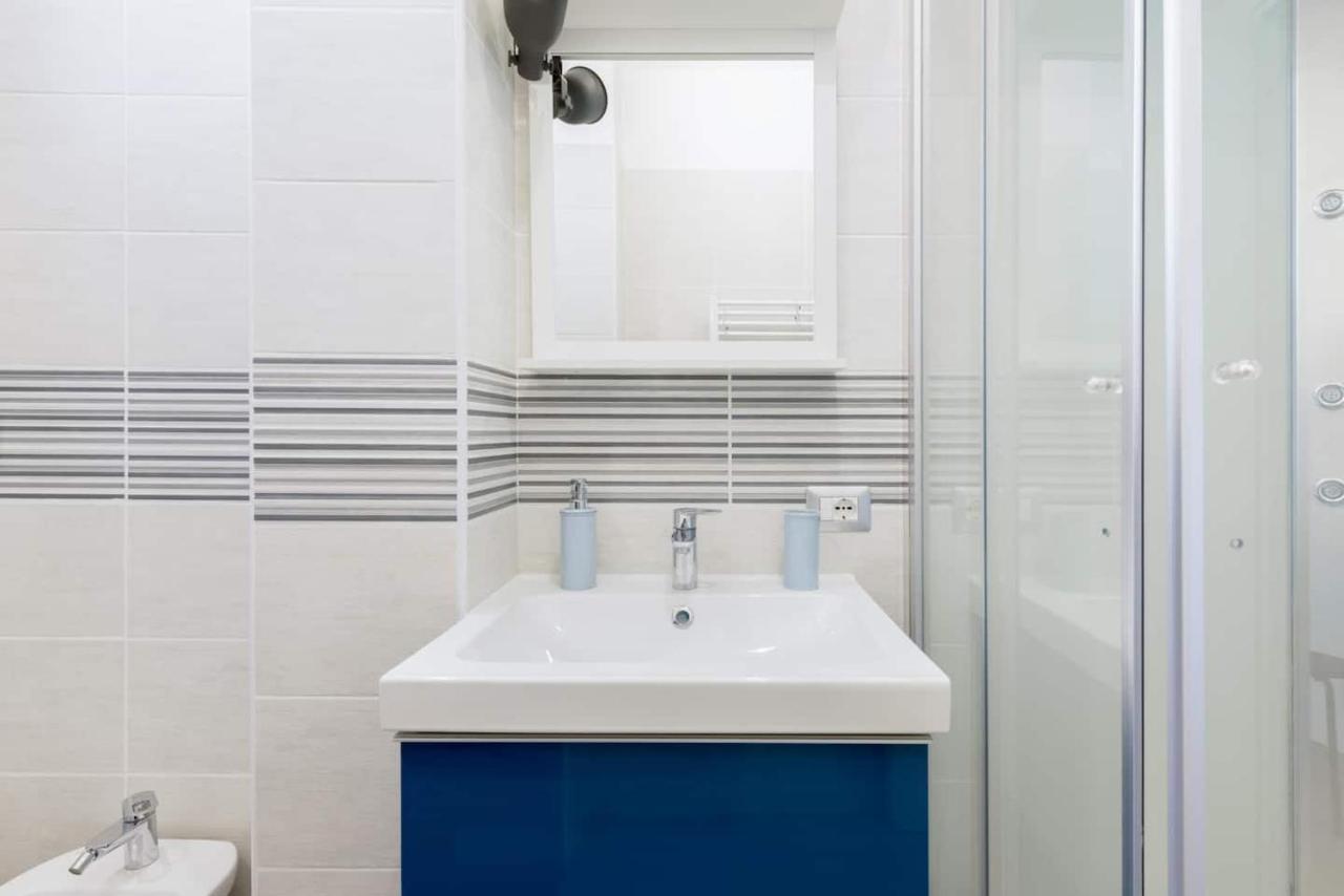 Domus Elena Apartment Rome Bagian luar foto